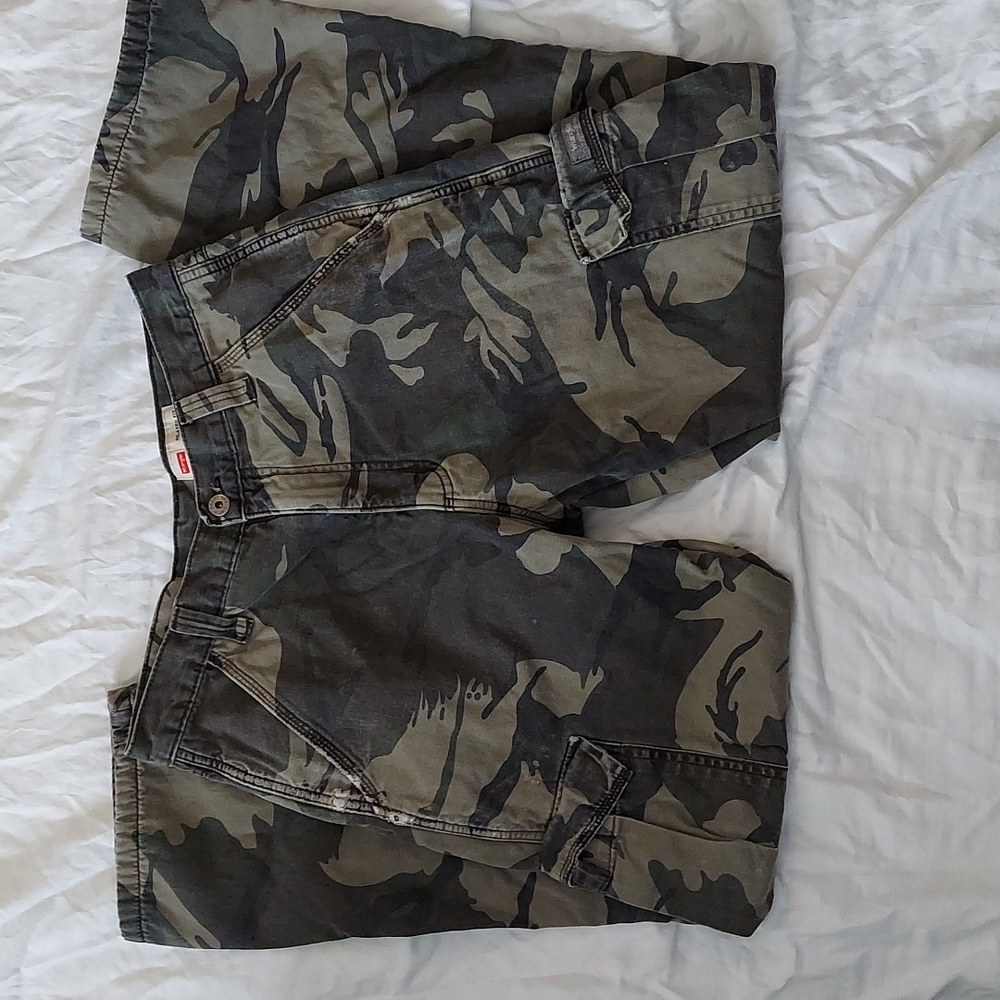 Wrangler Camo Cargo Pants
